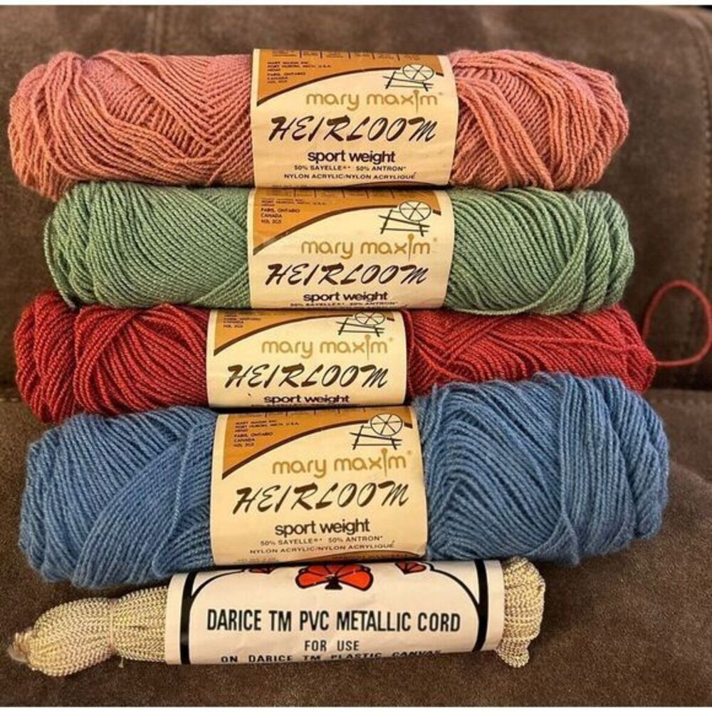 4 Skeins Mary Maxim Heirloom Sport Weight Nylon Acrylic 2 oz & Metallic‎ Cord